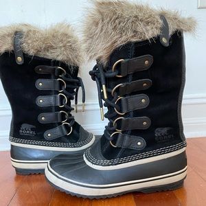 Sorel ‘Joan of Artic’ Boots, Women’s 8 1/2 - Like New!